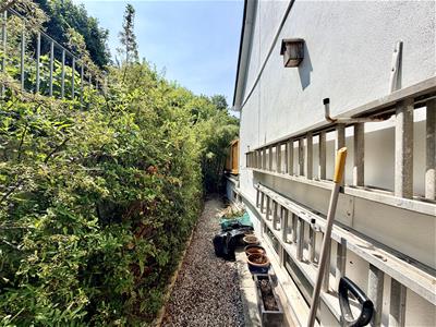 Picture 30